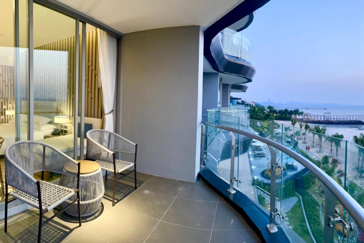Symphony Of The Sea Hotel Bang Saen Exterior photo