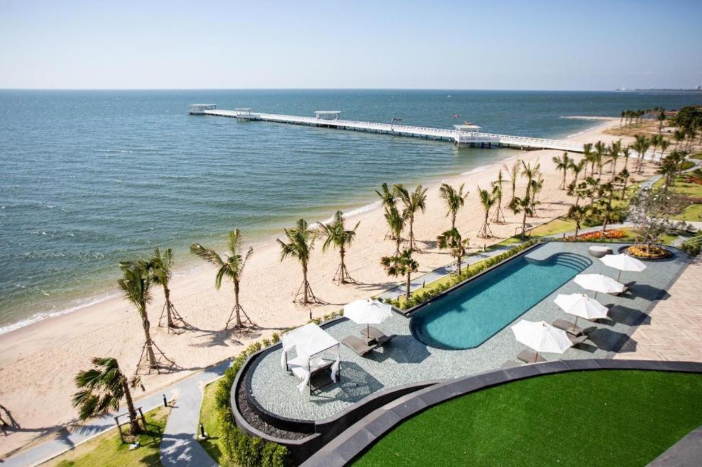 Symphony Of The Sea Hotel Bang Saen Exterior photo